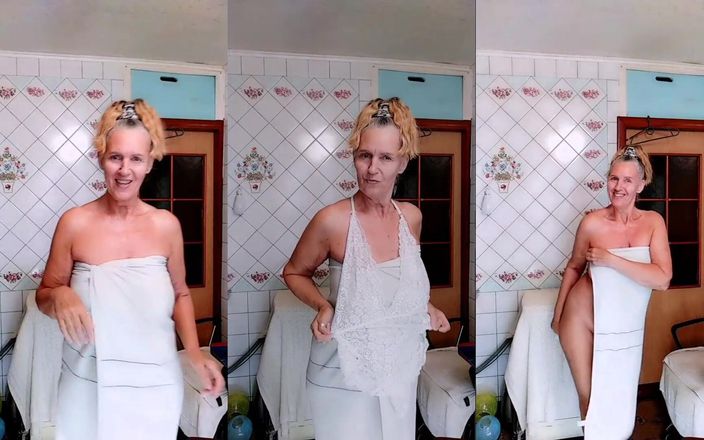 Lukerya: L'arrapante casalinga lukerya in intimo di pizzo bianco