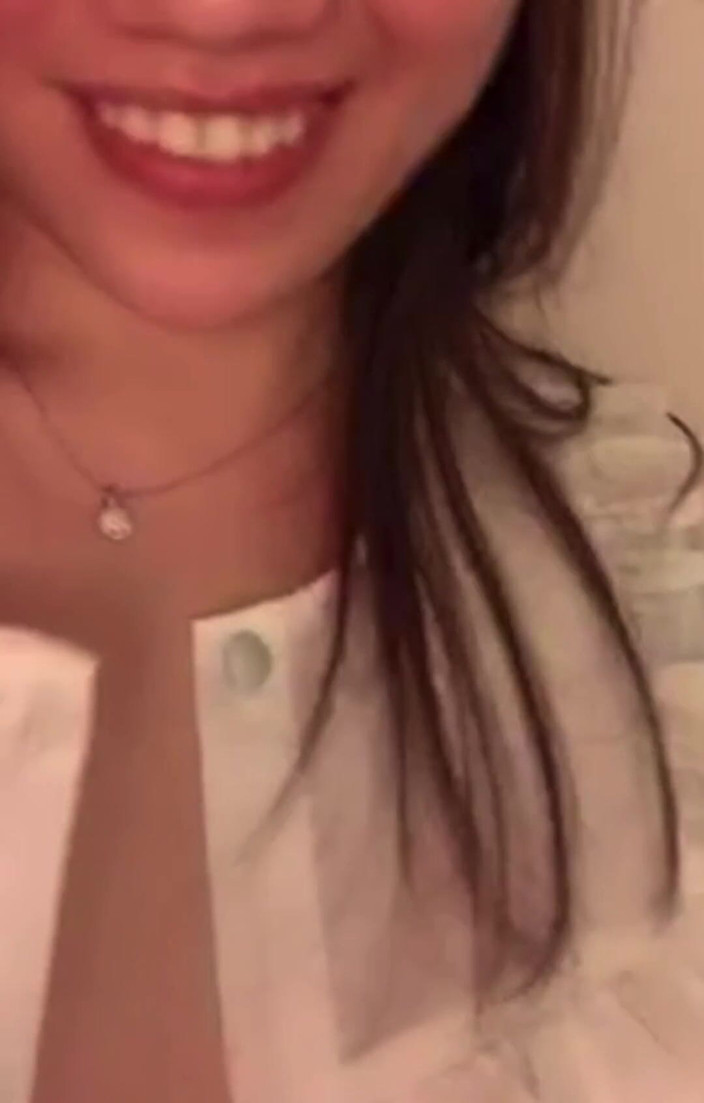 Lulu Wild: Lulu Wilds bị nứng khi đụ