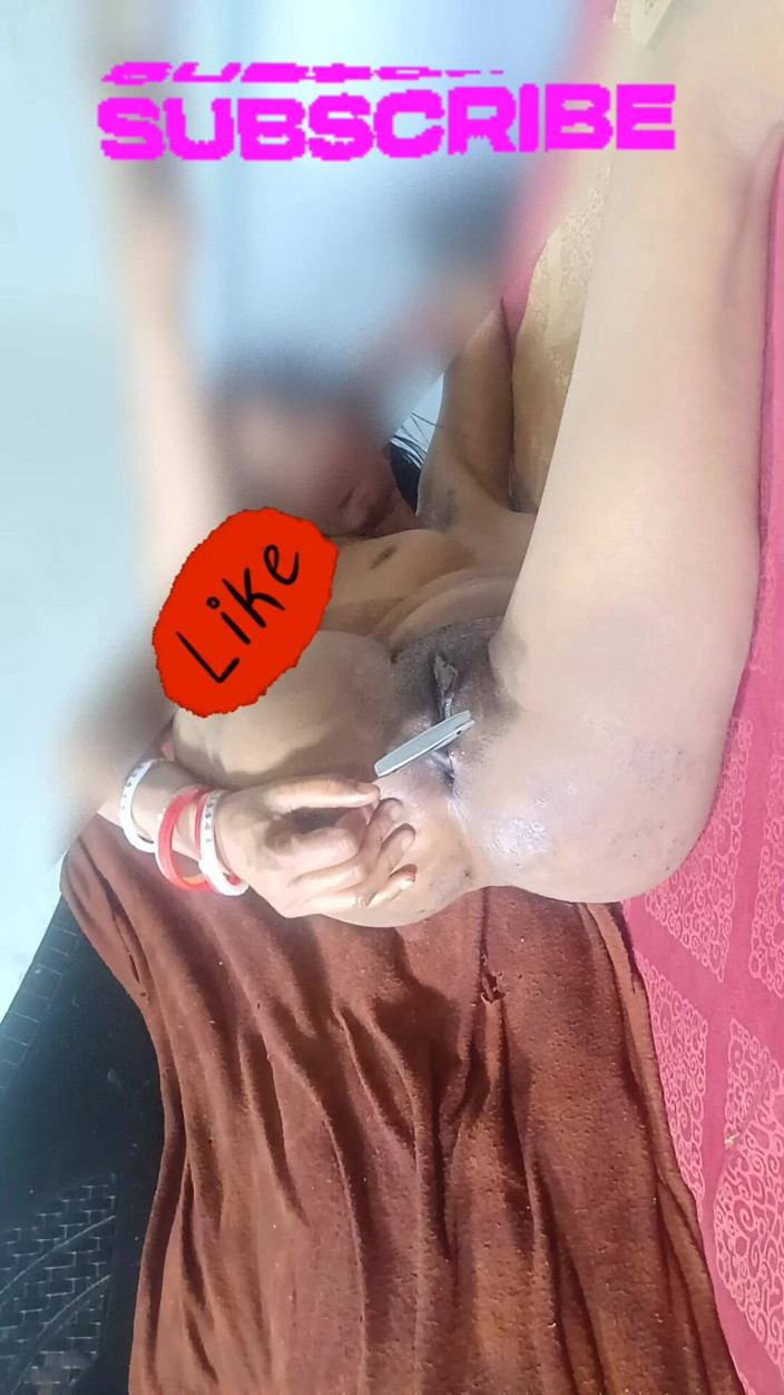 Mrandmrsvema22: 第一次放屁肛门与屁股插头独奏女性手淫