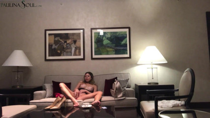 Paulina Soul: Hot secretary undresses and masturbate pussy after work