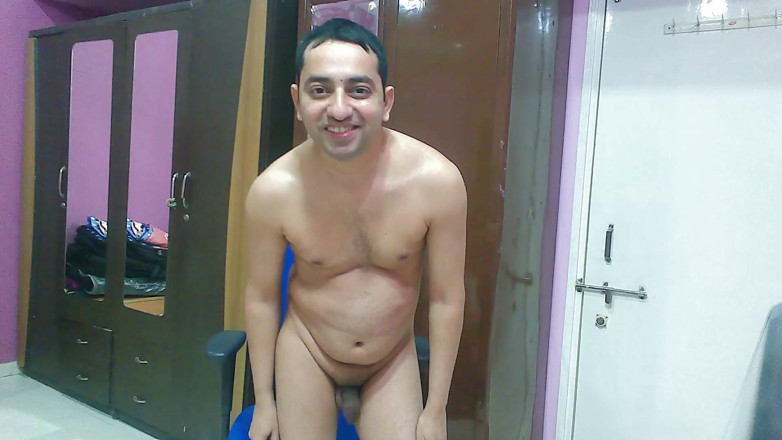 Cute & Nude Crossdresser: Сладкий и сексуальный сисси кроссдрессер фембой Sweet Lollipop в медсестре униформе сходит с ума в перерыве.