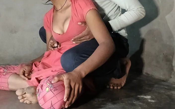 Laxmi deshi: Indiana desi villaggio randi scopata all'aperto