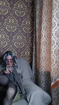 Pelacur Crossdresser Mencuba Rupa Baru