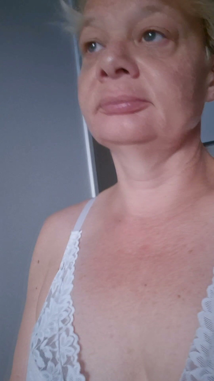 Sofy13: Hey Darling, Are You Joining Me for