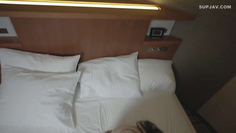 Asian happy ending: 흑인 대물 자지에게 따먹히는 아시아 소녀
