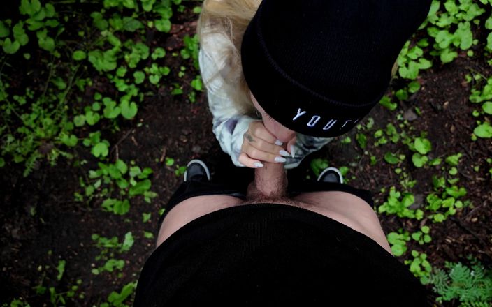 xKeryB: Dolce sborrata pulsante in bocca. Gioco del prepuzio, creampie orale,...