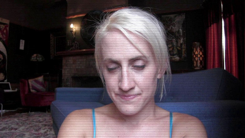 Hot Girlz: हॉट कामुक महिलाएं हार्डकोर बंधन वर्चस्व दब्बू माचो वाली लेस्बियन तीन लोगों की चुदाई कर रही हैं