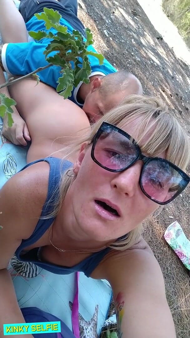 Sasha Bikeyeva: Versautes selfie - sie hat ein Video am telefon gedreht, als...