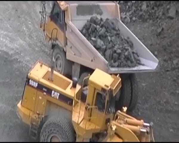 Porno kino: Esbelta ruiva alemã gata come porra depois de foda ao...