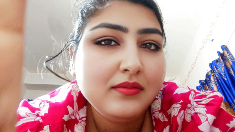 Nadiyabd: Real Bangladeshi Couple Chat &amp; Play - Big Ass &amp; Pussy Spreading Closeup...