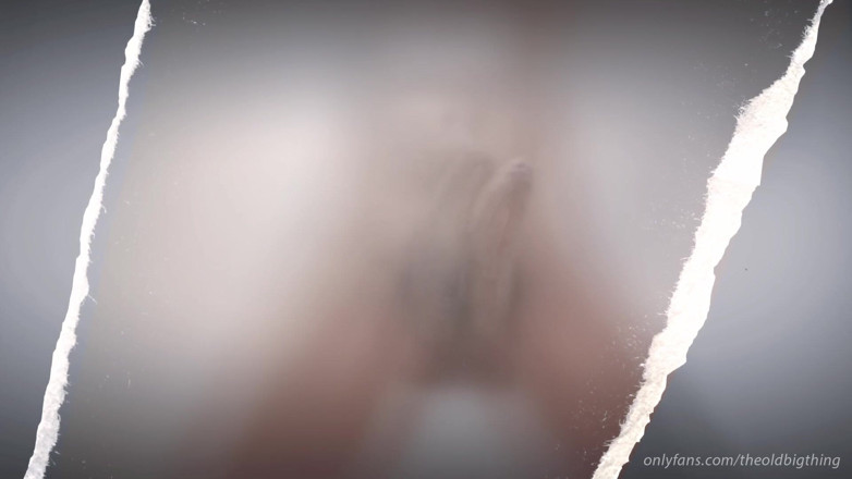 TheOldBigThing: Ghostly- sborra dietro lo vetro