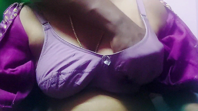 Desi Mohini: El dueño de la casa india Mohini, sexo con la...