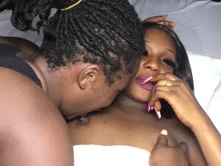Hot African Ladies Making Out with Their New Toy