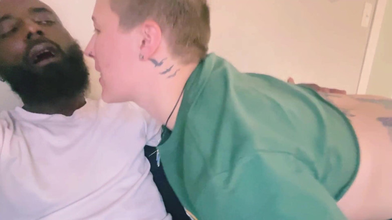 Thekookiejar: Tomboy zostaje zerżnięta podczas oglądania meczu piłki nożnej