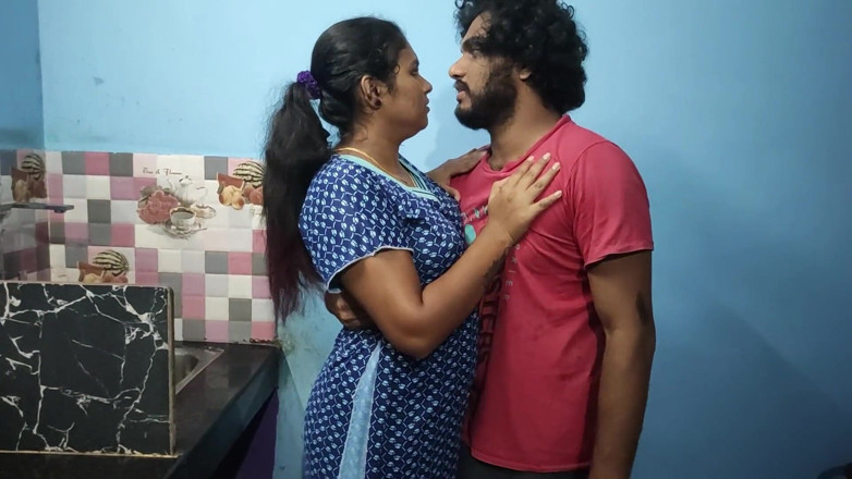 Vaigavarun45: 继子趁老婆不在家的时候和继母勾引并被狠操