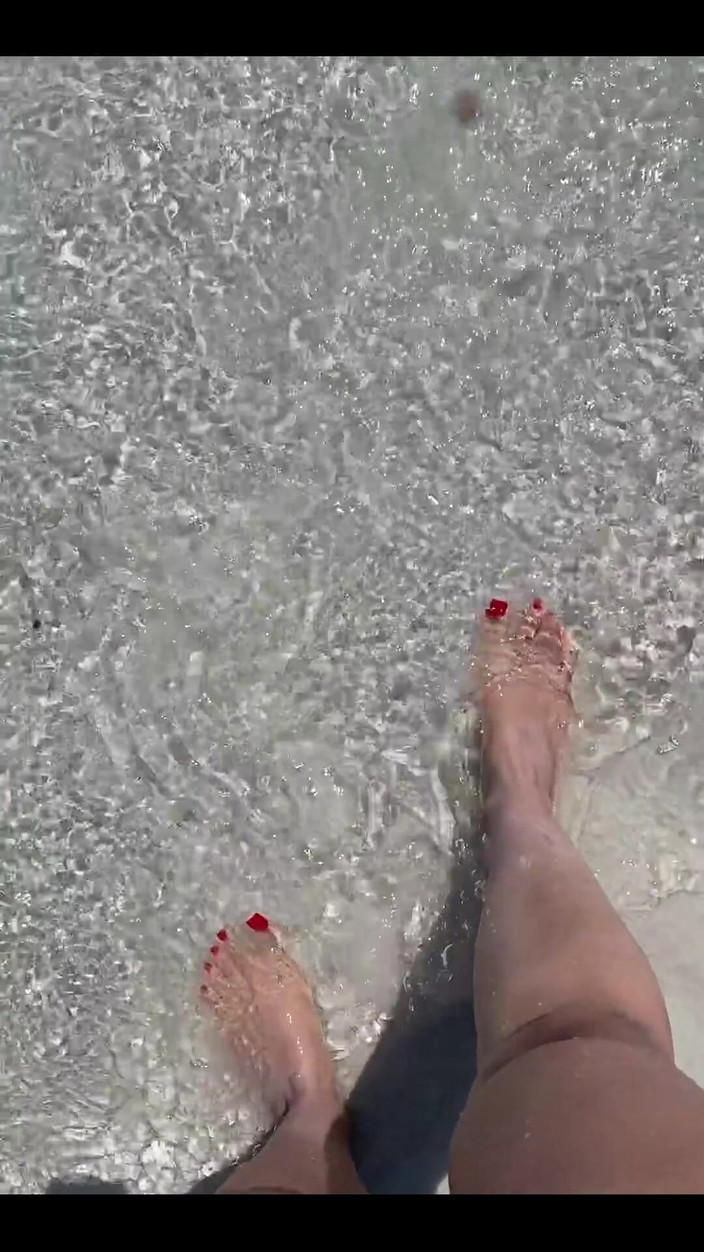 KiffaFeet: Procházka po ráji ️,