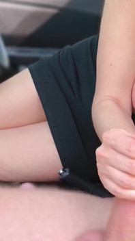 Manželka kouří cizího člověka v autě. První veřejný dogging. Série 22222