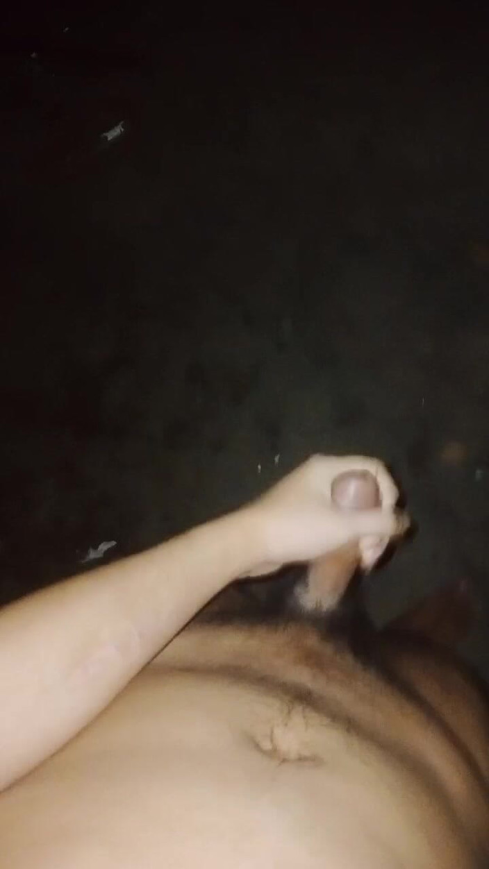 KrakenTwink: Waiting for Stepdad in the Dark. Cuming on the Street!