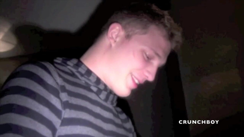 MEN BIG COCKS FUCKERS: Adrian dientot sama kontol besar kamzeon frost