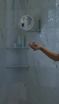 Calda Passione Lesbo Sotto La Doccia per Shay E Samantha