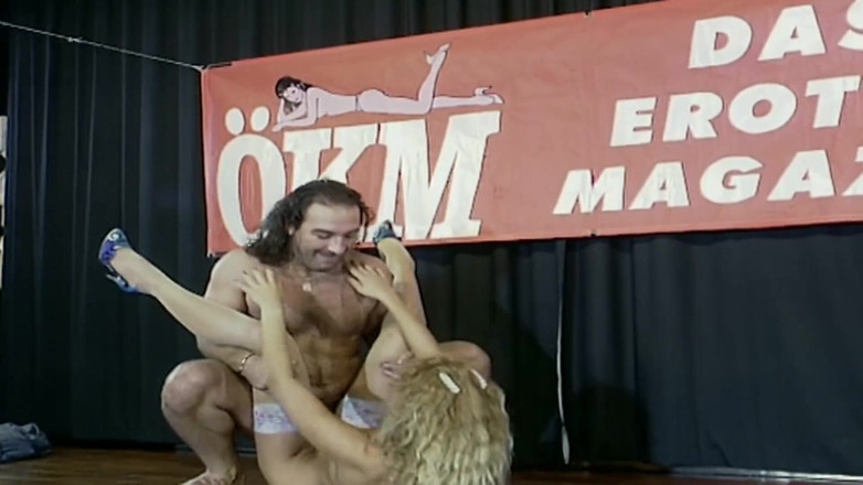 Vintage Climax: Slut getting double teamed