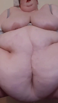SSBBW 육덕 거유 Tummy 트위크 젖탱이 트워크