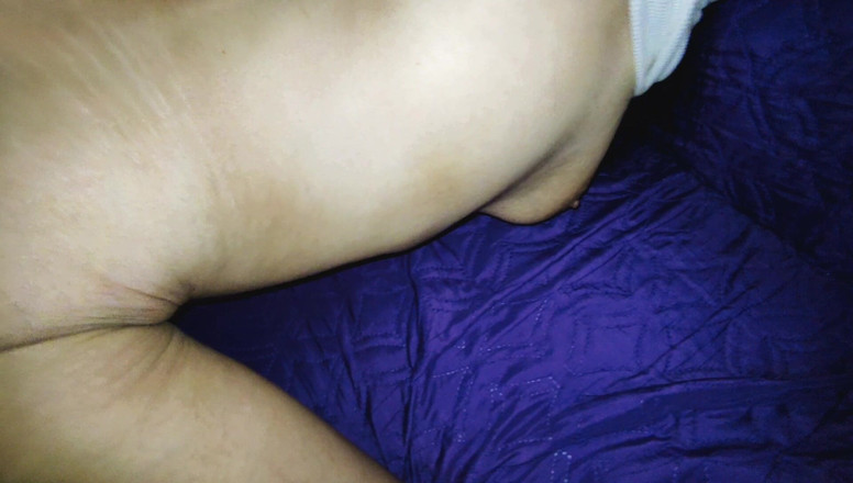 Hotlia: Ehefrau bittet, sich zu verlangsamen, aber niemand hört ihr zu -