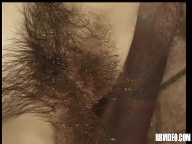 BB_VIDEO: Xoxotas mijando - Duas cenas em uma