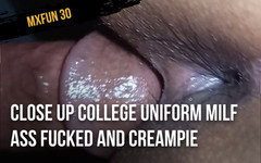 Mxfun30: Zblízka vysokoškolská uniforma milfka ošukaná do zadku a creampie