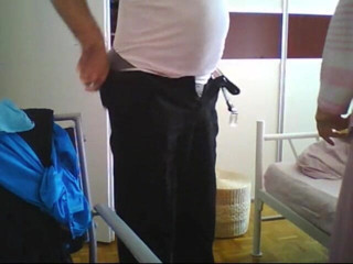 Majmun studio: Mature bigtitted wife giving the handjob