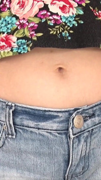 Kayo Iwasawa’s Pretty Pink Belly Button Exposed-bulging, Distended, and Twitching Under the Suction Bulb’s Grip