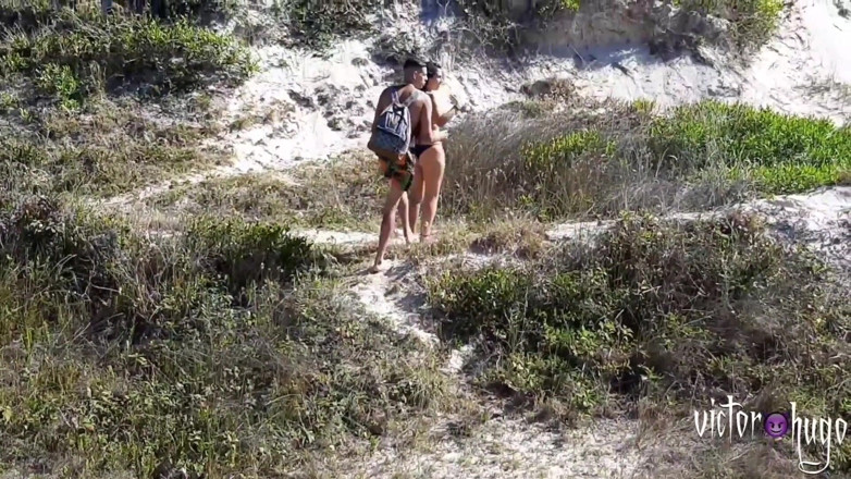 VictorHugo: Tourist asks for information and makes hot fuck on the...