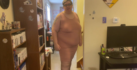 Moobdood: Konečně jsem předváděla své porodní šaty, které mě nadaly opravdu dobré...