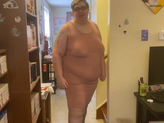 Moobdood's Fat Emporium: Aku akhirnya memamerkan gaun kesayanganku sebagai hadiah untukku