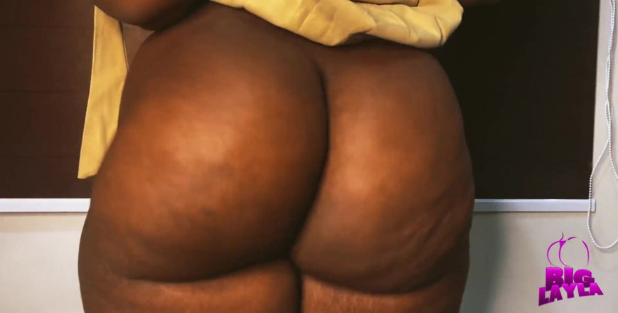 Big Layla: Big Booty Tease