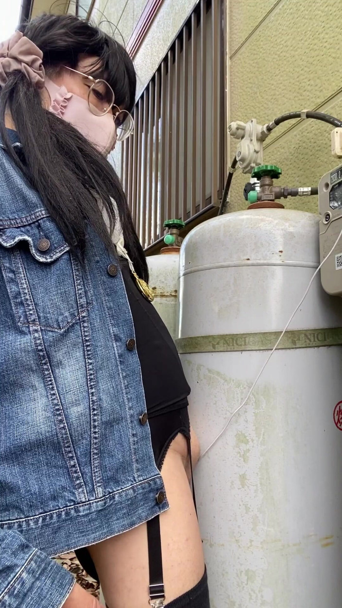 megu2002: No.133 No Panties Walk and Masturbation at a Neighbor's House
