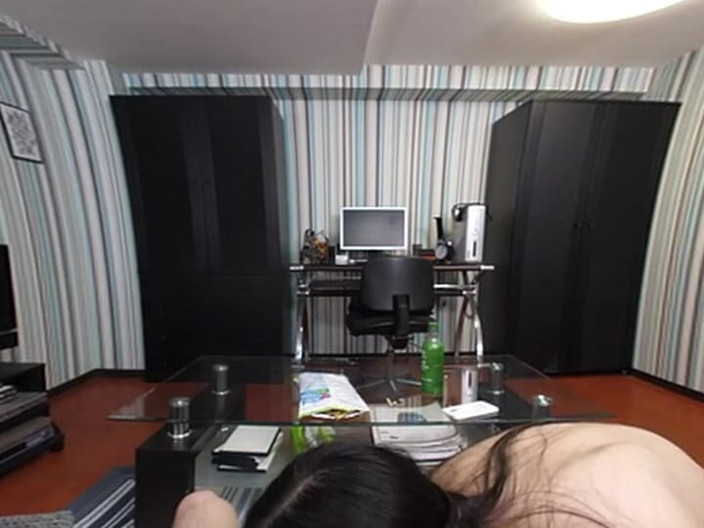 EAGLE-VR: Pokouším se být Renou přítelem 2/2