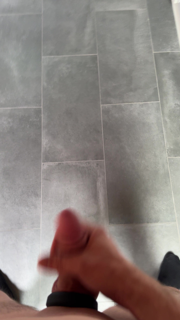 Outside: 부엌에서 사정. 누리다