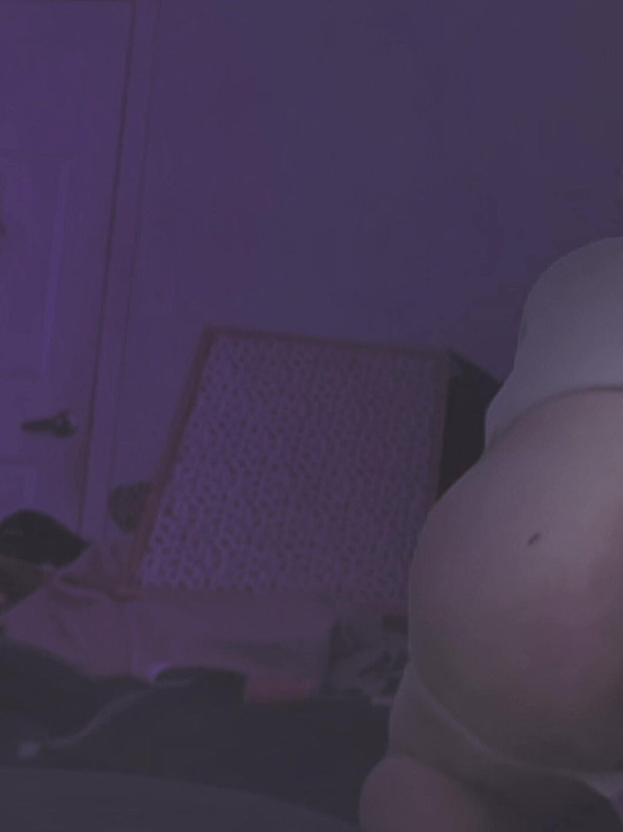 Lilith the demon: Sissy jezdí na stříkacím robertku a je ošukaná náhodným velkým černým...