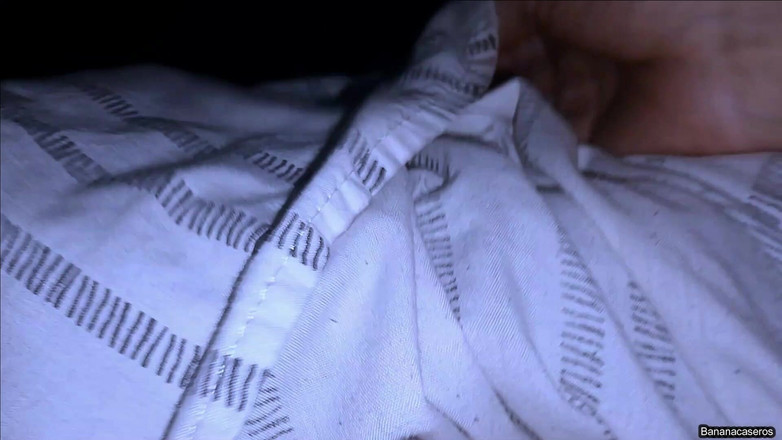 Bananacaseros: Nahrává mě, jak odpočívám nohama a zadku