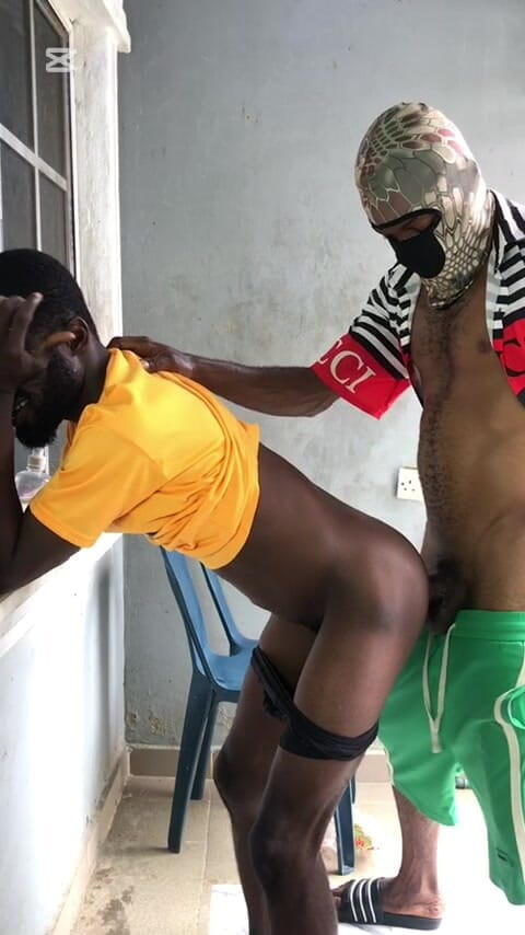 The bigboss: Meu quintal é grátis, papai me fode bem
