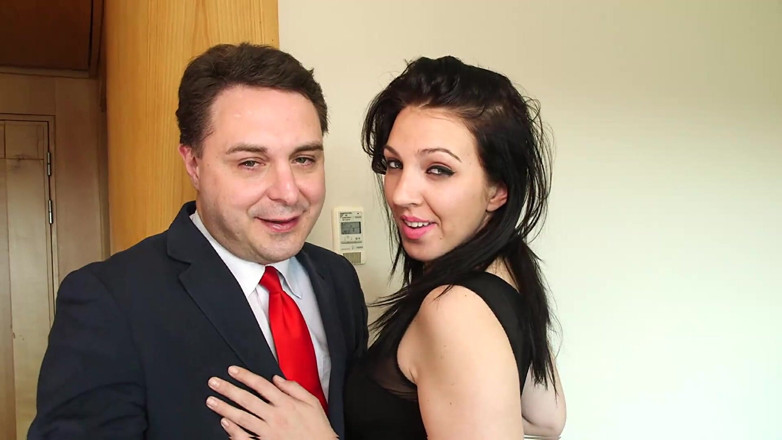 Andrea Dipre Channel: Andrea Dipre' a Pamela kouří