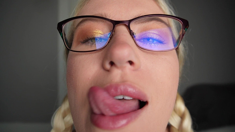 Keeks3005: लंच ऑवर अपमान