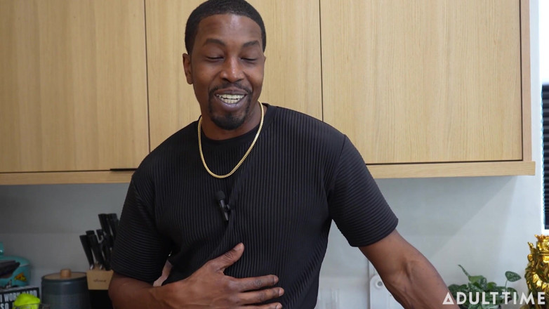 Adult Time Podcast: Isiah Maxwell Chooses a Fragrance for Every Scene! | Pornstar Interview |...