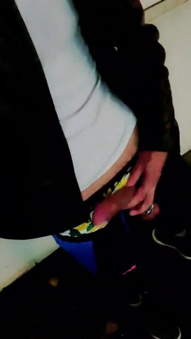 Slutboyben: Slutboyben cam4 Brainfukked Di Luar Ruangan Babi II Dicrot di...