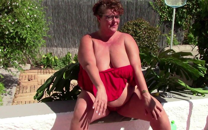 CurvyMindy: Така сексуальна моя пряма трансляція веб-камери на відкритому повітрі
