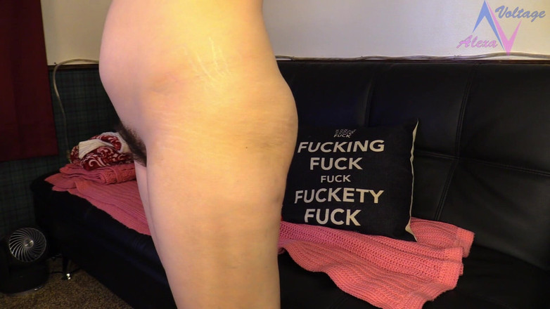 Alexa-Voltage: Проти трусиків приміряти