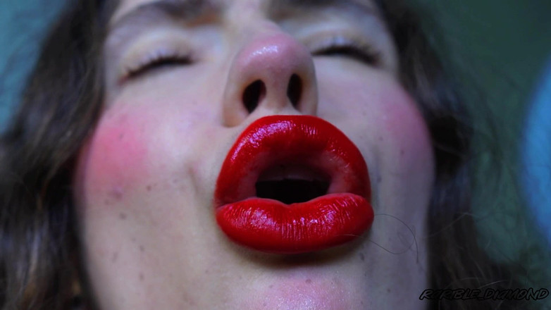 Rarible Diamond: Beautiful Agony Red Lips