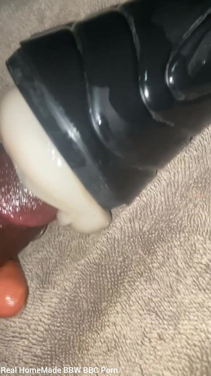 Big black cock BBCee: 내 횃불 가짜 보지 따먹기