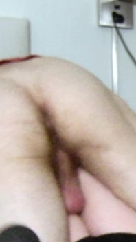 얼굴에 그녀를 쳐다 본 다음 후배위 스타일 따먹기